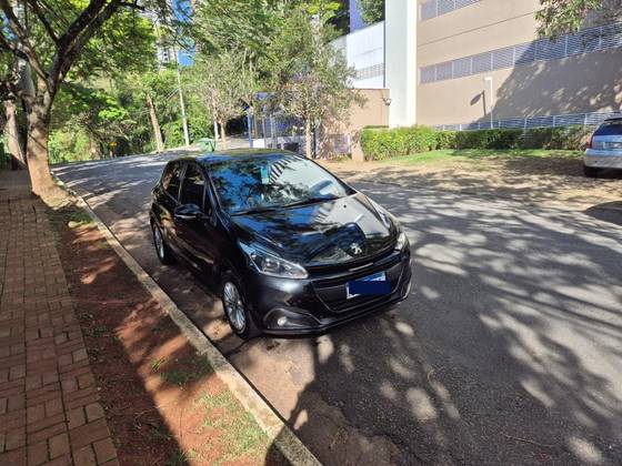 PEUGEOT 208 1.2 ACTIVE 12V FLEX 4P MANUAL